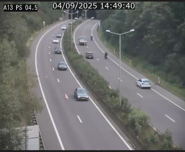 Traffic live webcam Luxembourg Differdange - A13 direction Esch-sur-Alzette - BK 4.5