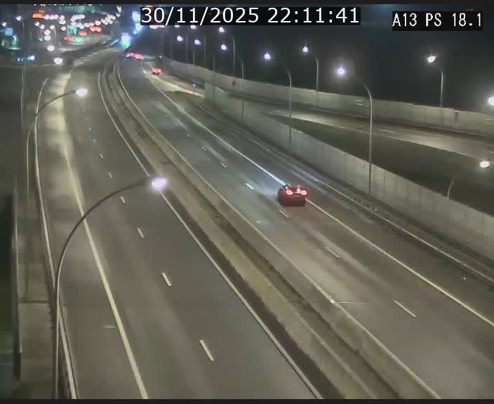 Traffic live webcam Luxembourg Dudelange - A13 direction Croix de Bettembourg - BK 18.1