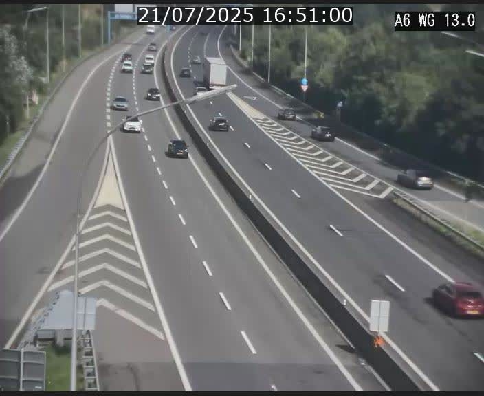 Traffic live webcam Luxembourg Mamer - A6 - BK 13 - direction Luxembourg/France/Allemagne
