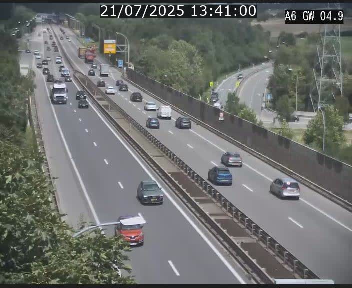 Traffic live webcam Luxembourg Croix de Cessange - A6 - BK 4.9 - direction Belgique