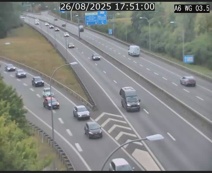 Traffic live webcam Luxembourg - Croix de Cessange - A6 - BK 3.5 - direction France/Allemagne