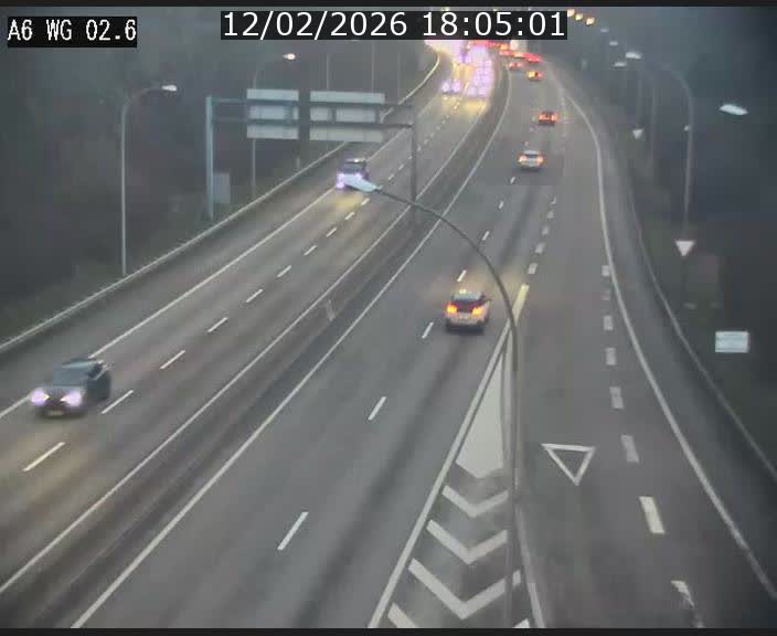 Traffic live webcam Luxembourg Croix de Cessange - A6 - BK 2.6 - direction France/Allemagne