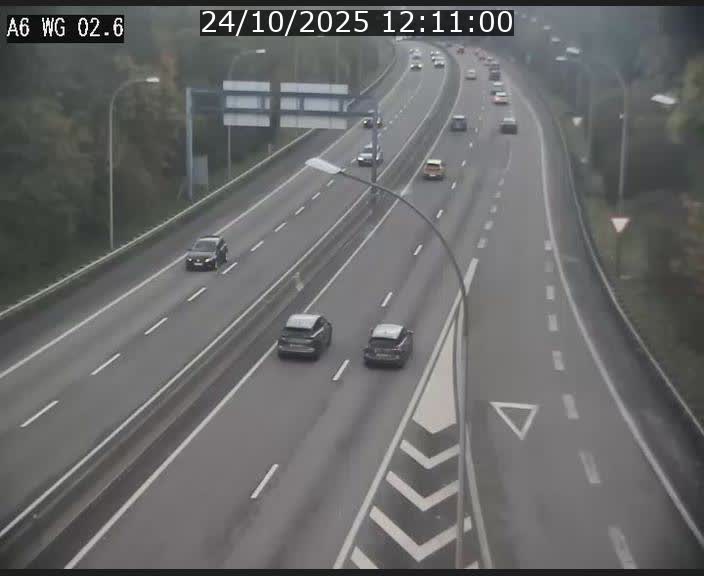Traffic live webcam Luxembourg Croix de Cessange - A6 - BK 2.6 - direction France/Allemagne