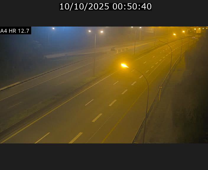 Traffic live webcam Luxembourg Esch sur Alzette - A4 - BK 12.7 - direction Esch-Belval