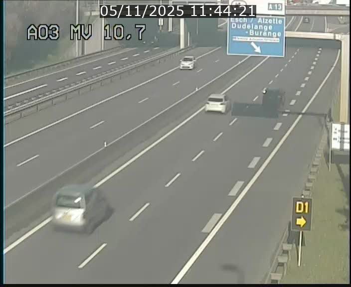 Traffic live webcam Luxembourg Croix de Bettembourg - A3 - BK 10.7 - direction France