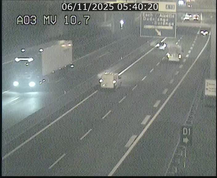 Traffic live webcam Luxembourg Croix de Bettembourg - A3 - BK 10.7 - direction France