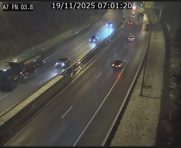 Caméra autoroute Luxembourg A7 - Passage à gibier Rëngelbour - direction Tunnel Stafelter