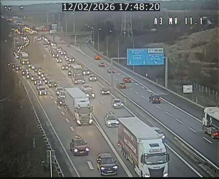 Traffic live webcam Luxembourg Croix de Bettembourg A3 - BK 11.1 - direction Luxembourg-ville