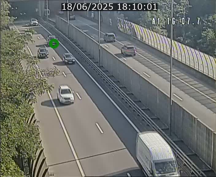 Traffic live webcam Luxembourg Kirchberg - A1 direction Luxembourg-ville - BK 7.7