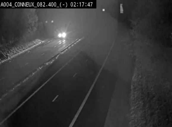 Webcam sur l'E411 avant les sorties 20 menant à Ciney, Dinant et Achêne. Vue orientée vers Namur