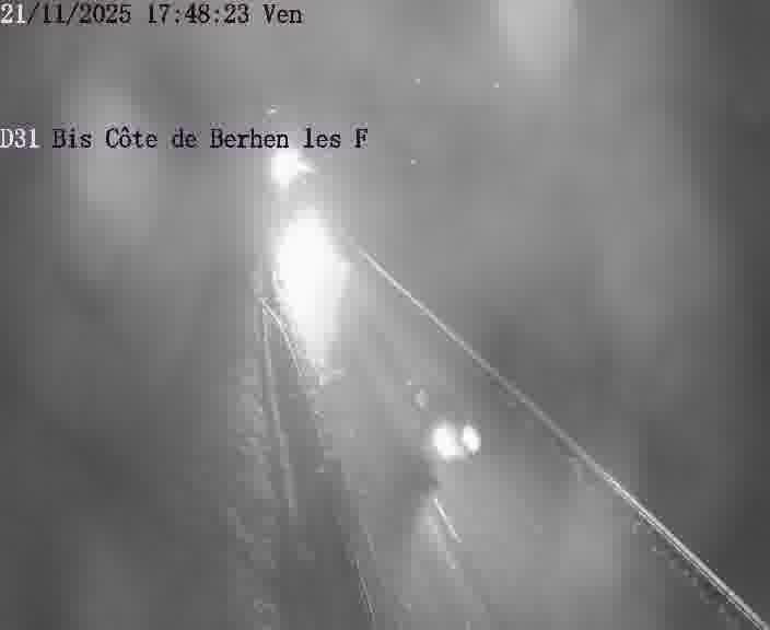 Webcam de surveillance sur D31bis (France) à Behren-lès-Forbach, cadrée vers Sarreguemines, proposant une information routière utile aux déplacements quotidiens.