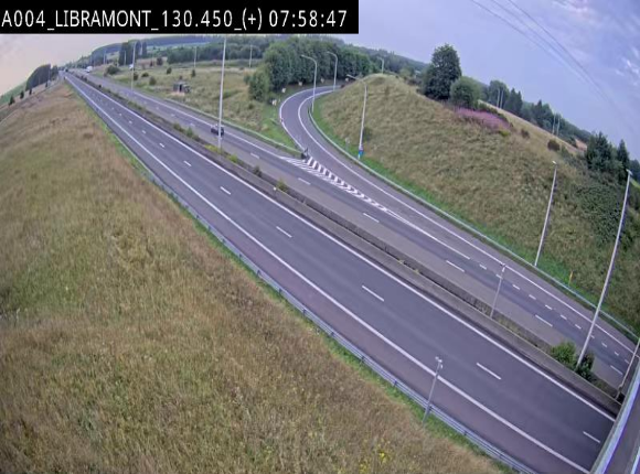 Webcam à Libramont sur l'E411 à la jonction avec la N89 menant vers Bouillon et la France. Vue orientée vers Arlon