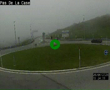 Webcam sur la N22 au niveau du poste frontière entre la France et Andorre à proximité de Pas de la Case à plus de 2000 mètres d'altitude