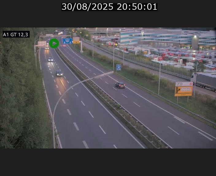 Traffic live webcam Luxembourg Senningerberg - A1 direction Allemagne - BK 12.3