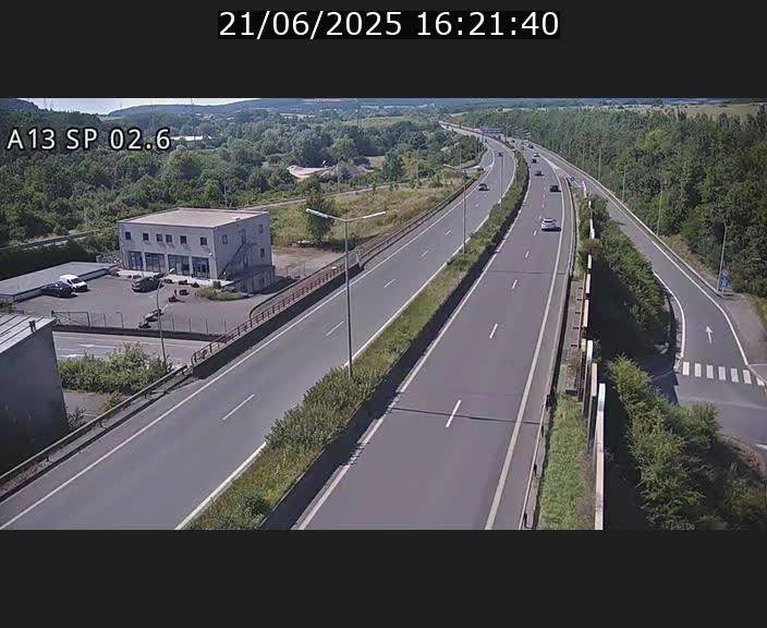 Traffic live webcam Luxembourg Sanem - A13 direction Pétange - BK 2.6