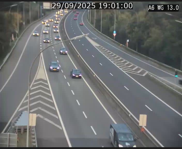 Traffic live webcam Luxembourg Mamer - A6 - BK 13 - direction Luxembourg/France/Allemagne
