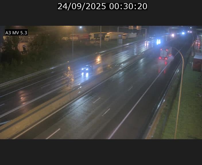 Webcam à l'Aire de Berchem au Luxembourg sur l'A3. Vue orientée vers la France
