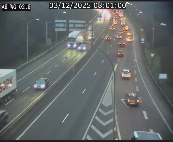 Traffic live webcam Luxembourg Croix de Cessange - A6 - BK 2.6 - direction France/Allemagne