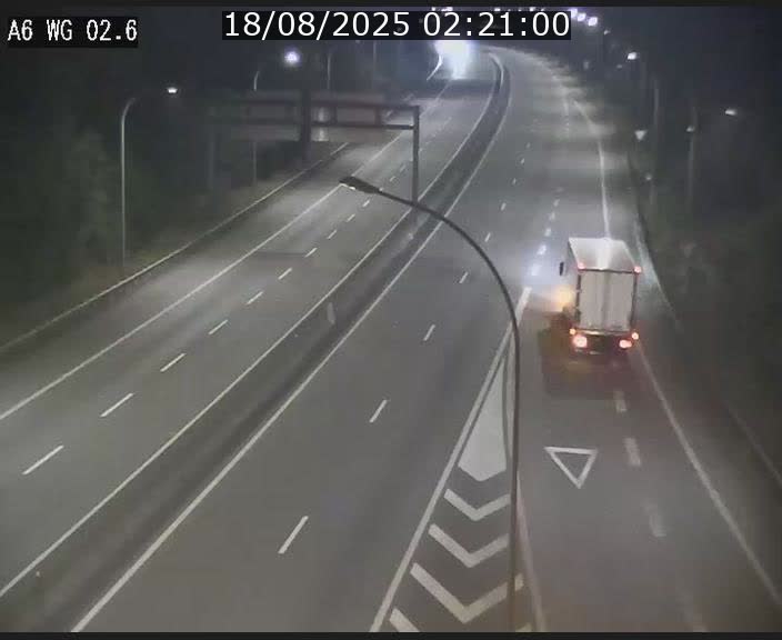 Traffic live webcam Luxembourg Croix de Cessange - A6 - BK 2.6 - direction France/Allemagne