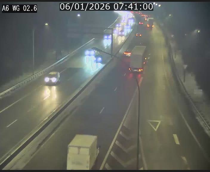 Traffic live webcam Luxembourg Croix de Cessange - A6 - BK 2.6 - direction France/Allemagne