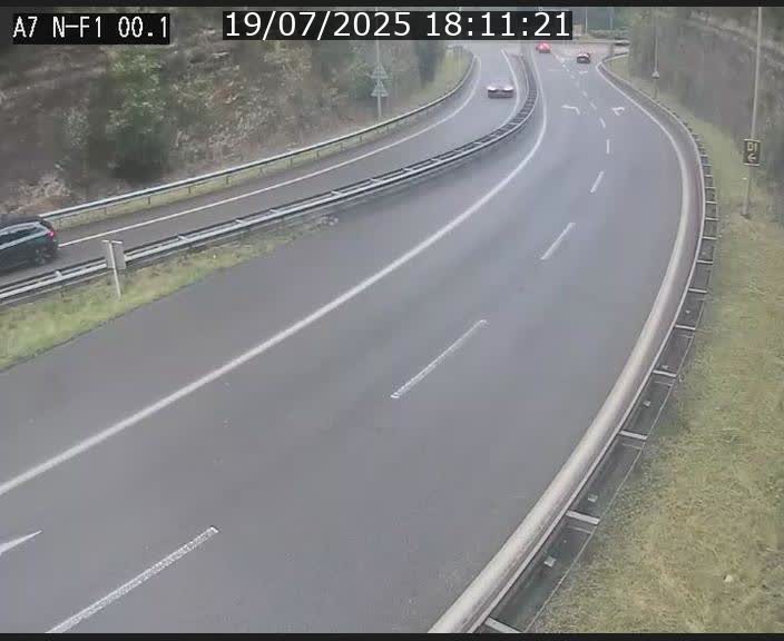 Webcam autoroute Luxembourg A7 située dans la sortie 1 Waldhof, vers la N11, avant le Tunnel Stafelter