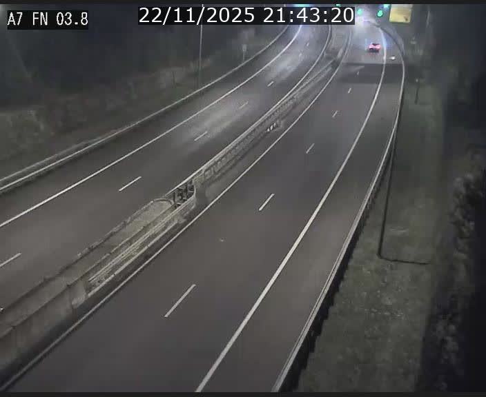 Caméra autoroute Luxembourg A7 - Passage à gibier Rëngelbour - direction Tunnel Stafelter