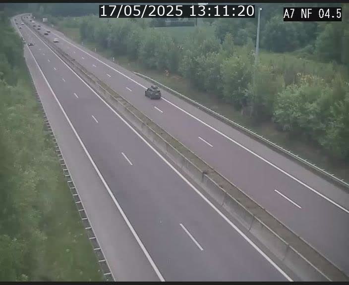 Caméra autoroute Luxembourg A7 - Passage à gibier Rëngelbour - direction Tunnel Grouft