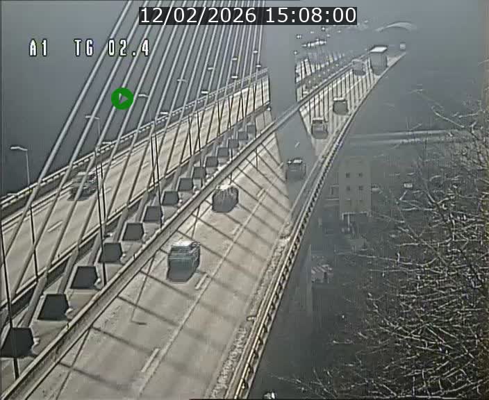 Traffic live webcam Luxembourg Sandweiler - A1 direction Luxembourg-ville - BK 2.4