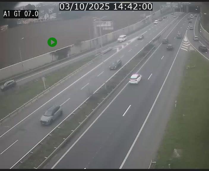 Traffic live webcam Luxembourg Cents - A1 direction Kirchberg - BK 7