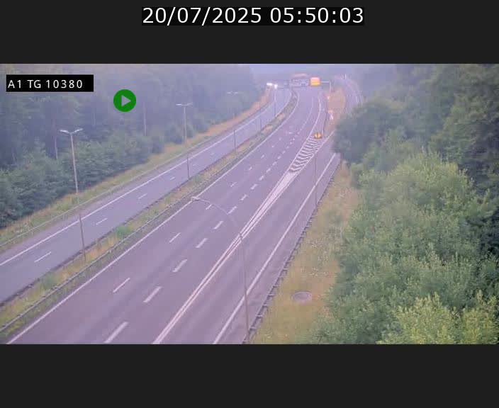 Traffic live webcam Luxembourg Senningerberg - A1 direction Luxembourg Kirchberg - BK 10.3