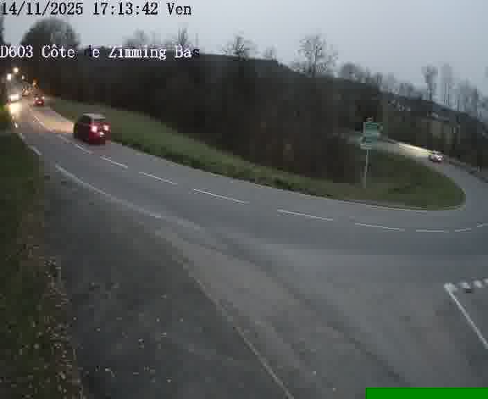 Webcam sur la D603 située dans la Côté de Zimming-bas, dans le virage en demi-tour, à la jonction avec la D74
