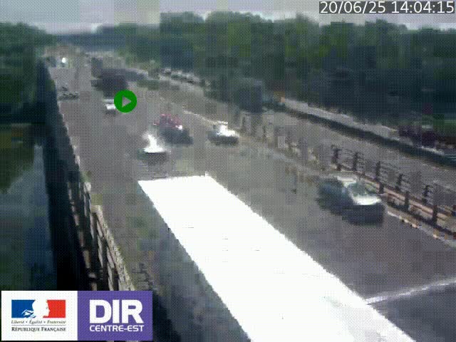 Caméra trafic à la jonction entre l'A46 (Rocade-est de Lyon) et l'A42 à hauteur de Vault-en-Velin en direction de Marseille