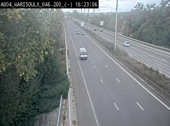Webcam sur l'E411 à proximité de la jonction avec l'E42 à Warisoulx. Vue orientée vers le nord