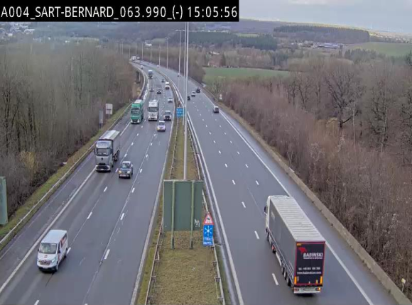 Webcam E411 à hauteur d'Assesse en provenance d'Arlon ou de la N4 vers Namur