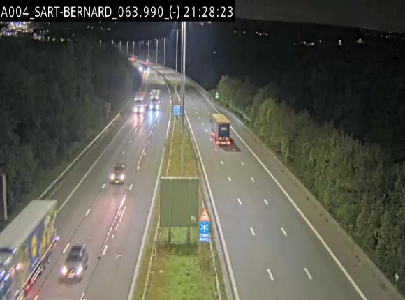 Webcam E411 à hauteur d'Assesse en provenance d'Arlon ou de la N4 vers Namur