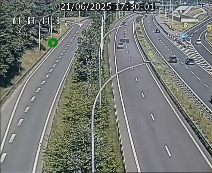 Traffic live webcam Luxembourg Senningerberg - A1 direction Allemagne - BK 11.3