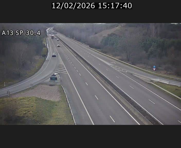 Traffic live webcam Luxembourg Altwies - A13 direction Luxembourg-ville - BK 30.4