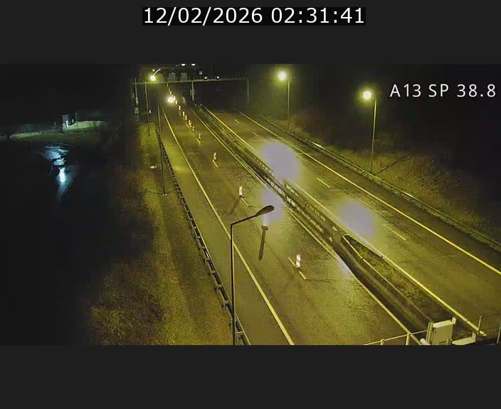 Webcam autoroute A13 à l'entrée ouest du tunnel Markusbierg à Schengen. Vue orientée vers le tunnel et l'Allemagne