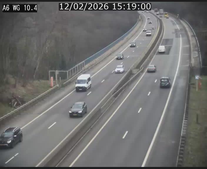 Traffic live webcam Luxembourg Mamer - A6 - BK 10.4 - direction Luxembourg/France/Allemagne