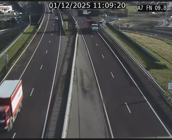 Caméra trafic Luxembourg - A7, Tunnel Gousselerbierg, sortie sud, direction rond-point Lorentzweiler (BK 9.9)