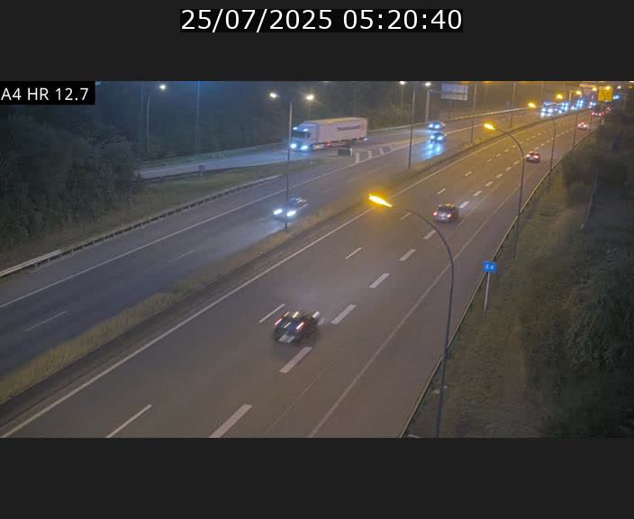 Traffic live webcam Luxembourg Esch sur Alzette - A4 - BK 12.7 - direction Esch-Belval