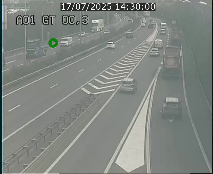 Traffic live webcam Luxembourg Croix de Gasperich - A1 direction Kirchberg - BK 0.3