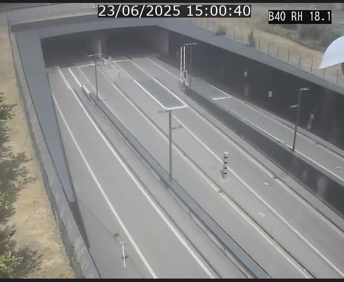 Webcam sur la route de contournement d'Esch-Belval avant le tunnel Central Gate au niveau de la porte de France et du radar fixe