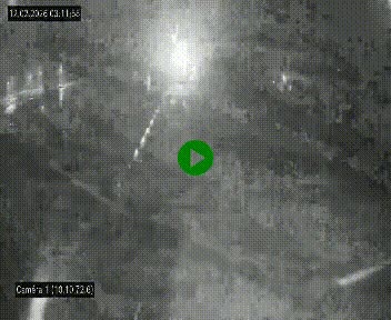 Vue en direct de l'autoroute A10 grâce à un drône situé au-dessus du péage de Virsac