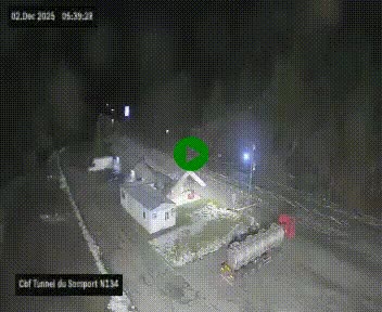 Webcam à l'entrée du tunnel du Somport, côté français, sur la N134, dans les Pyrénées, en direction de l'Espagne, à 1116 mètres d'altitude