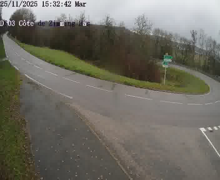 Webcam sur la D603 située dans la Côté de Zimming-bas, dans le virage en demi-tour, à la jonction avec la D74