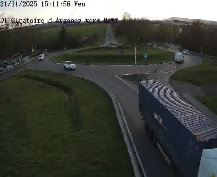 Webcam installée le long de D1 (France) à Argancy, pointée vers Metz, utile pour suivre précisément les conditions de trafic.