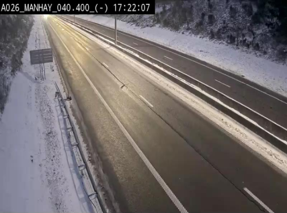 Webcam autoroute A26/E25 à hauteur de Manhay, après la jonction avec la N651 en direction de Liège - BK 40.4