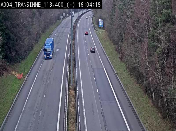 Caméra trafic E411 (A4) - Transinne direction Namur - BK 113.425