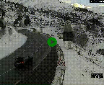 Webcam au carrefour de la croisade, à la jonction entre la N22 et la N320, avant le poste de douane franco-andorrane. Webcam à 1790 mètres d'altitude